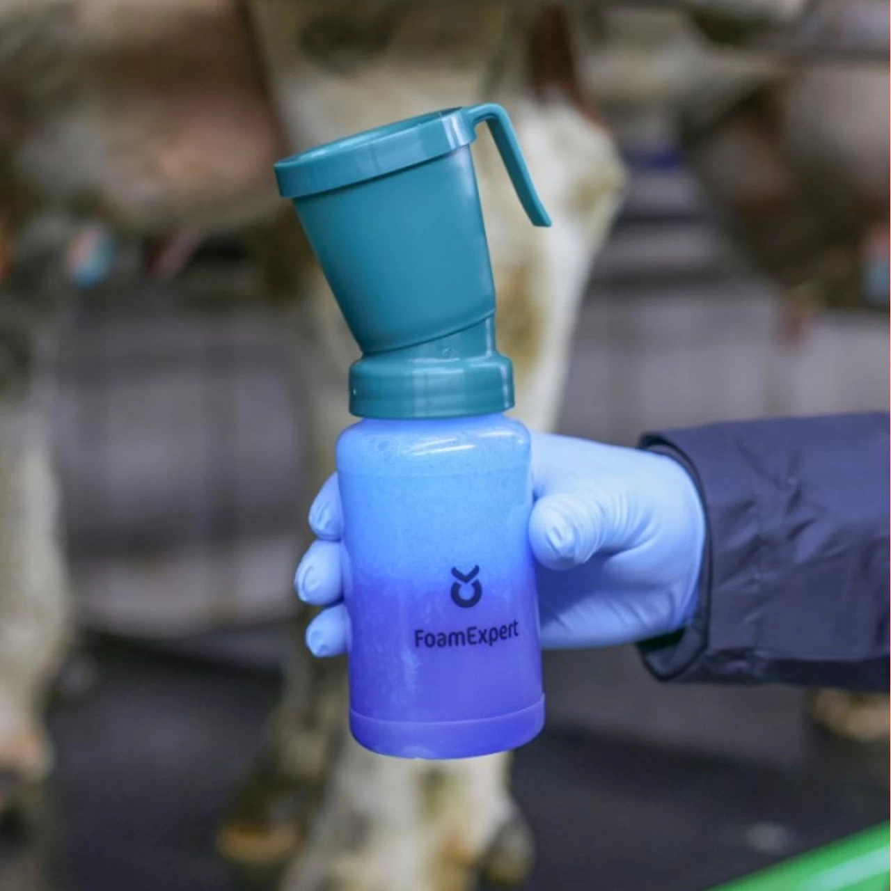 Bicchiere per la disinfezione dei capezzoli, FoamExpert (con schiuma), 300 ml