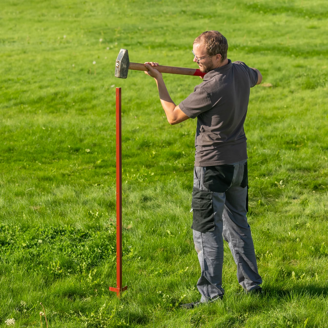 Palo in acciaio quadrato 25 × 25 mm, 150 cm, 10 pz.