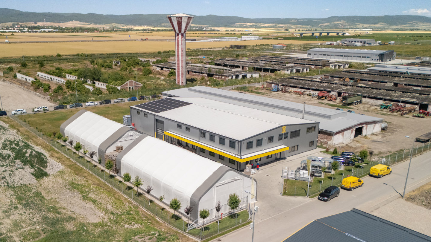 Il sito Agro Electro ampliato con tendoni