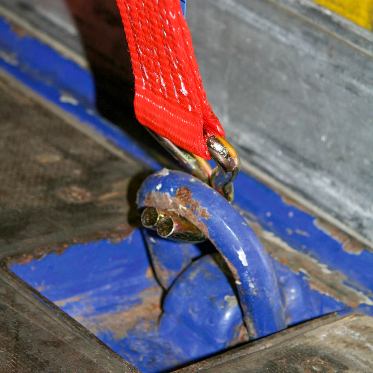 Cinghia di ancoraggio con cricchetto, rosso, 5000 kg, 50 mm × 10 m