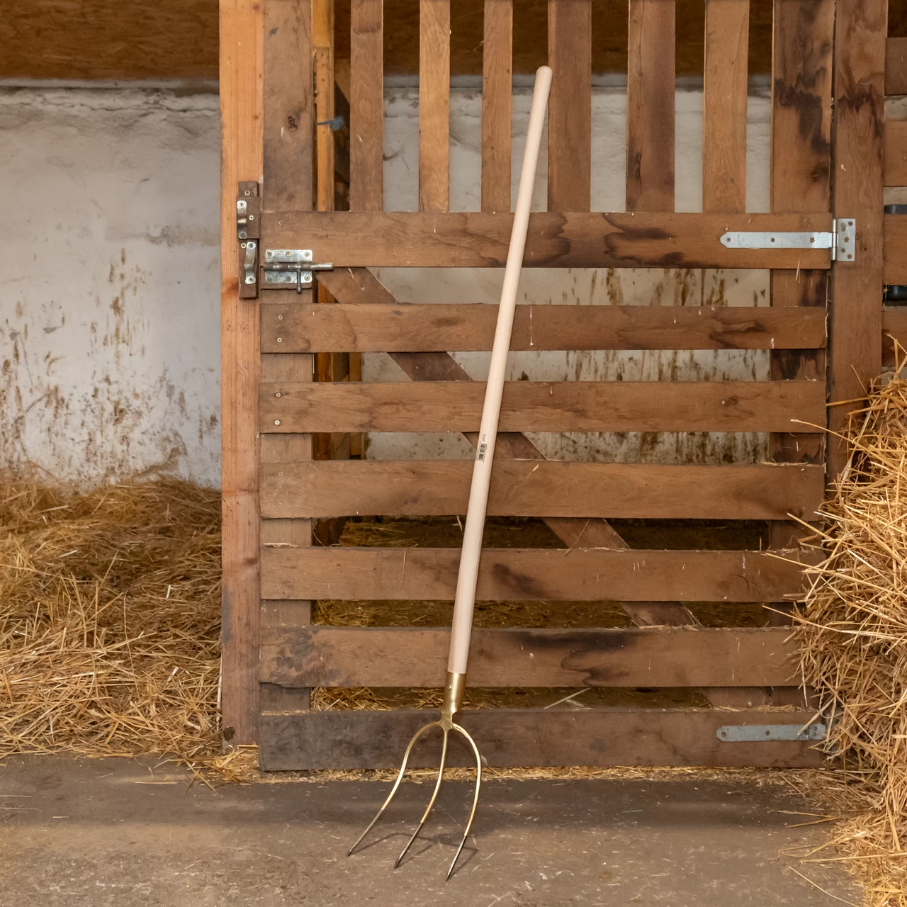 Forca per fieno e balle, con 3 corna, senza coda, 28 × 21 cm