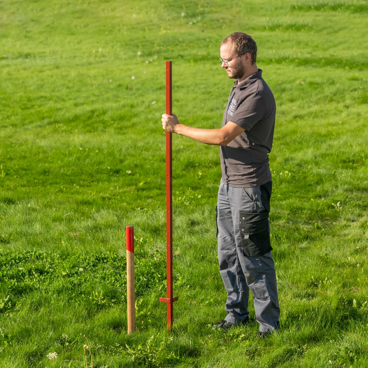 Palo in acciaio quadrato 25 × 25 mm, 165 cm