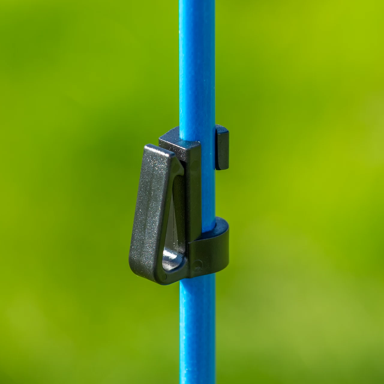 Isolatore supplementare per pali AKO Oval Premium, 25 pezzi