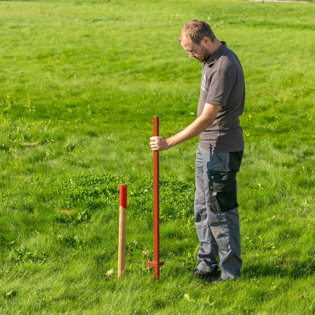 Palo in acciaio quadrato 25 × 25 mm, 115 cm, 10 pz.