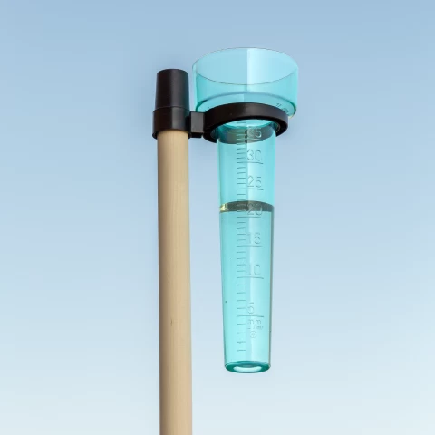 Pluviometro da 40 l/m², con graduazioni da 1 ml