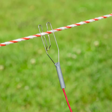 Cavo di collegamento per nastro e filo per recinto elettrico
