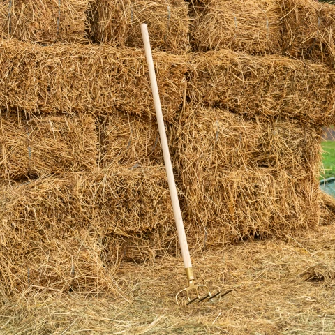 Forca per letame a 4 corna, curva a 90 gradi, 22,5 × 20 cm
