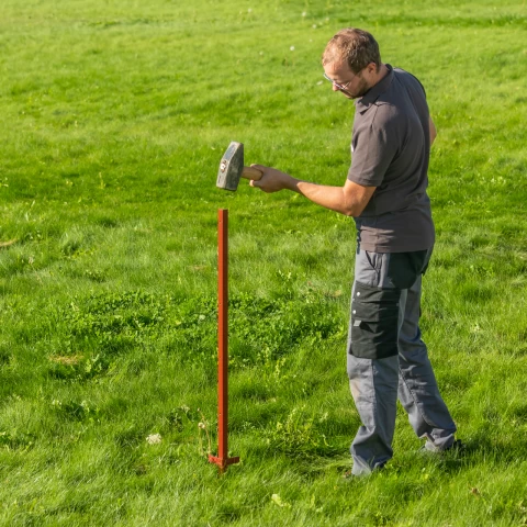 Palo in acciaio quadrato 25 × 25 mm, 115 cm, 10 pz.